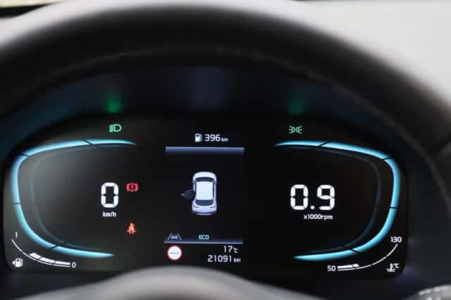 Kia Stonic (2025) thumbnail 10