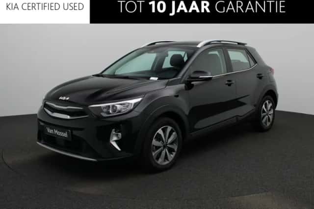Kia Stonic (2024) thumbnail 1