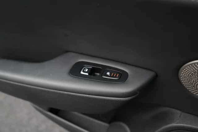 Kia Stinger (2020) thumbnail 12