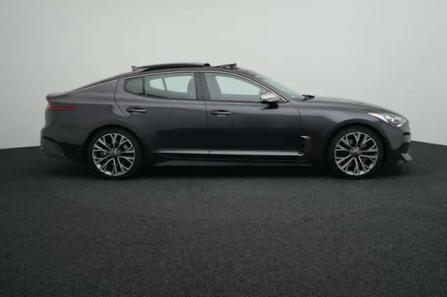 Kia Stinger (2020) thumbnail 8