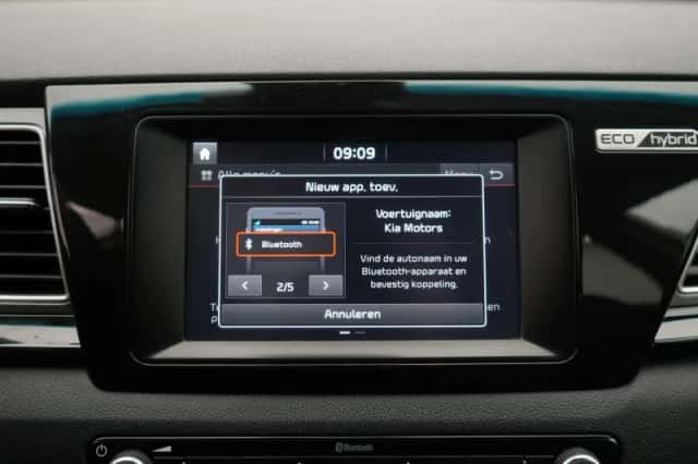 Kia Niro (2019) thumbnail 16