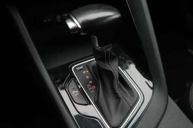 Kia Niro (2019) thumbnail 23