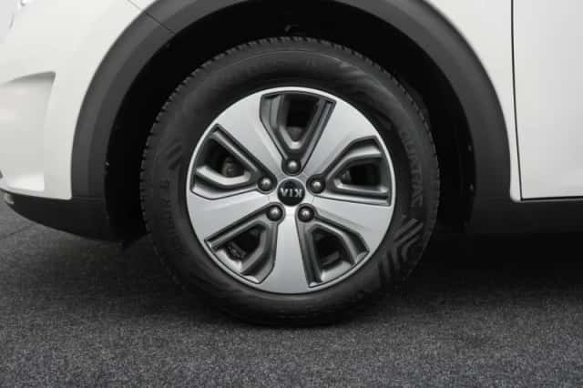 Kia Niro (2019) thumbnail 34
