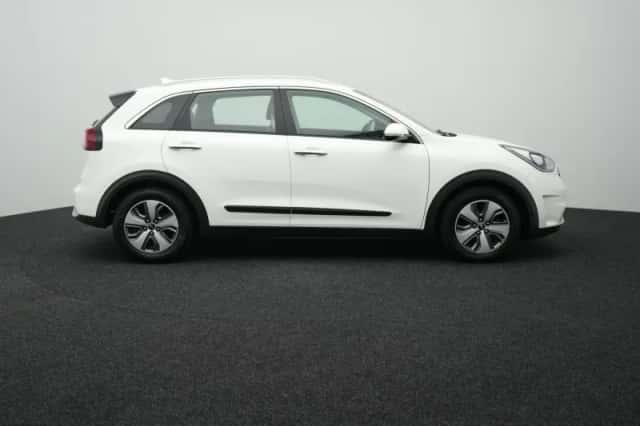 Kia Niro (2019) thumbnail 8