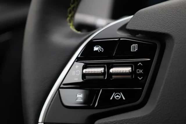 Kia EV6 (2023) thumbnail 21