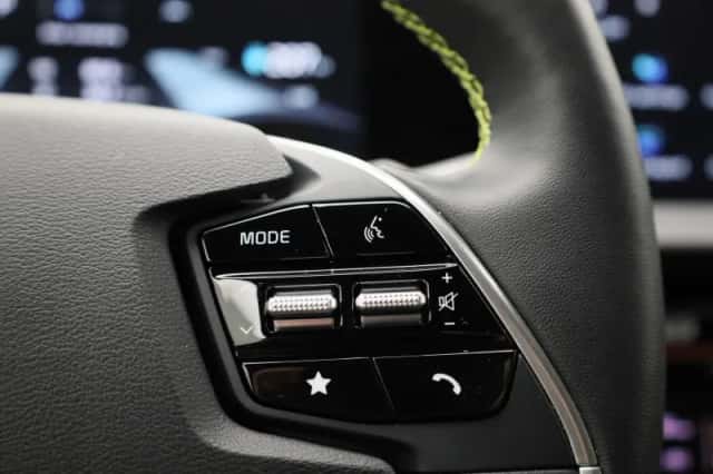 Kia EV6 (2023) thumbnail 27