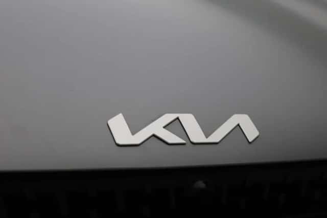 Kia EV6 (2023) thumbnail 54