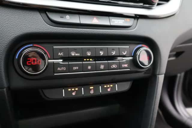 Kia XCeed (2023) thumbnail 23