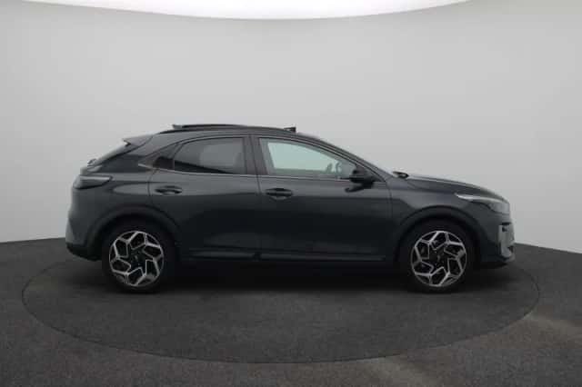 Kia XCeed (2023) thumbnail 8