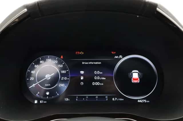 Kia XCeed (2023) thumbnail 10