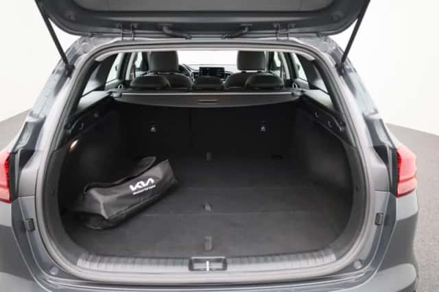 Kia Ceed Sportswagon (2024) thumbnail 12