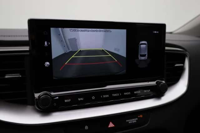 Kia Ceed Sportswagon (2024) thumbnail 17