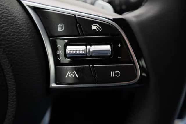Kia Ceed Sportswagon (2024) thumbnail 23