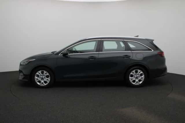 Kia Ceed Sportswagon (2024) thumbnail 6