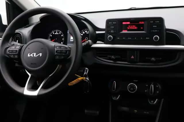 Kia Picanto (2024) thumbnail 30