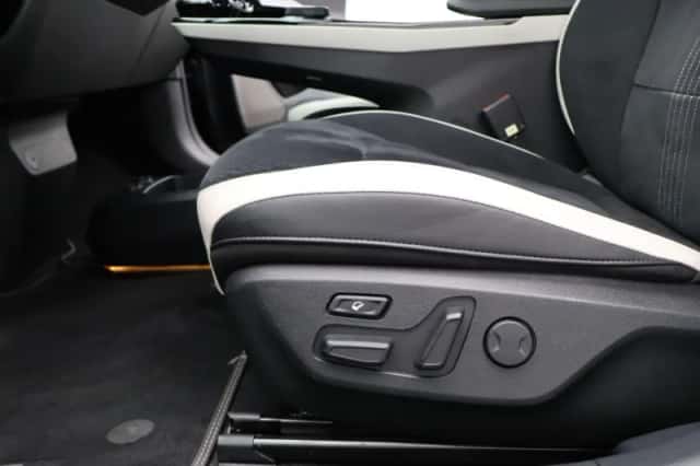 Kia EV6 (2023) thumbnail 29