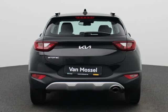 Kia Stonic (2024) thumbnail 5