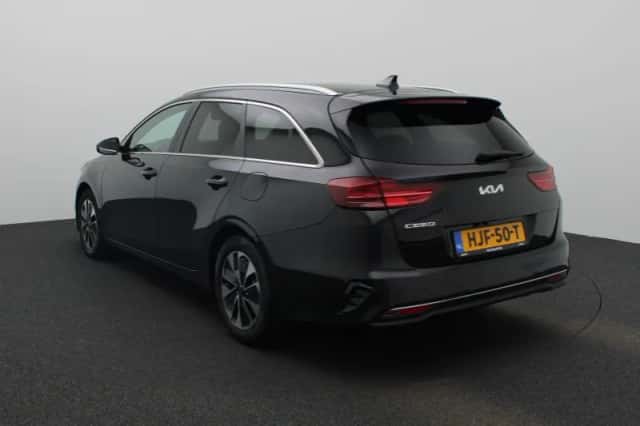 Kia Ceed Sportswagon (2025) thumbnail 2