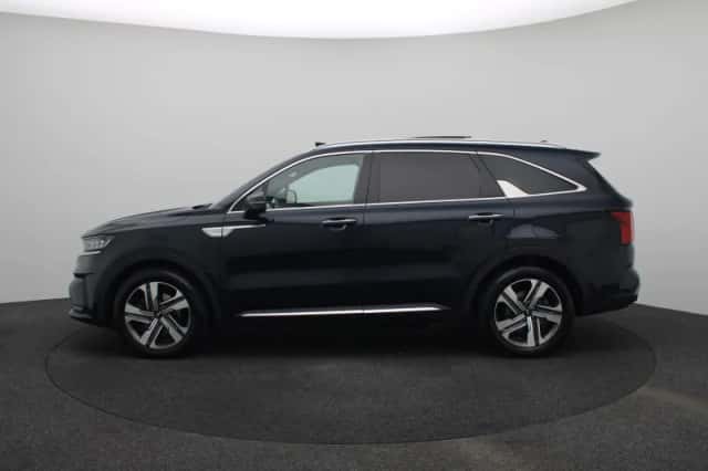 Kia Sorento (2024) thumbnail 4