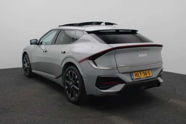 Kia EV6 (2025) thumbnail 2