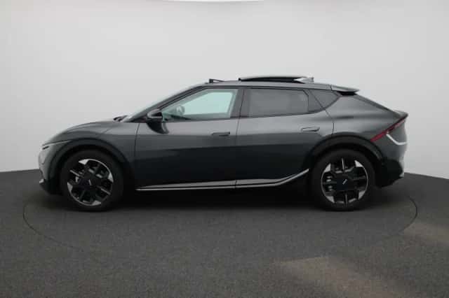 Kia EV6 (2025) thumbnail 4