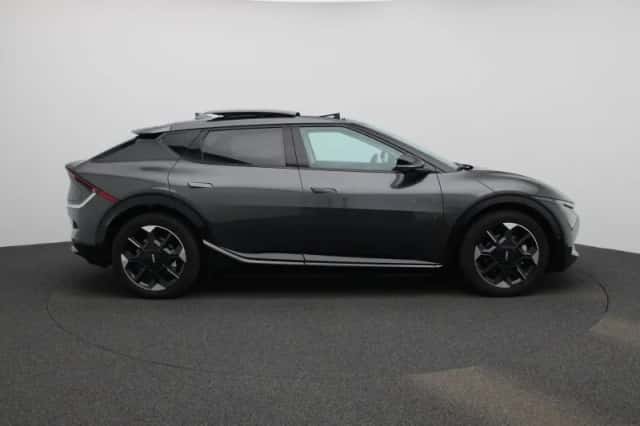 Kia EV6 (2025) thumbnail 6