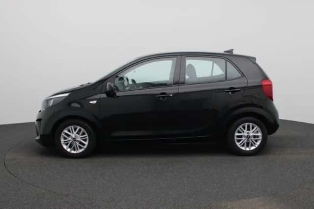 Kia Picanto (2022) thumbnail 4