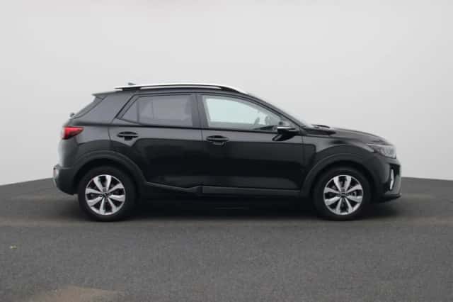 Kia Stonic (2025) thumbnail 6