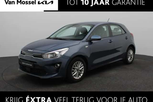 Kia Rio (2021) thumbnail 1