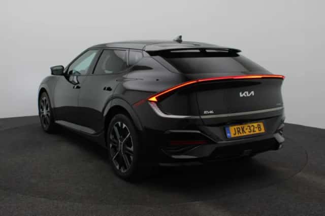 Kia EV6 (2025) thumbnail 2