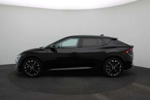 Kia EV6 (2025) thumbnail 4