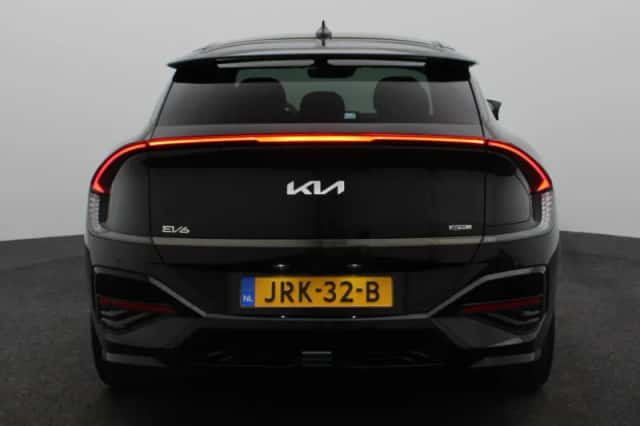 Kia EV6 (2025) thumbnail 5