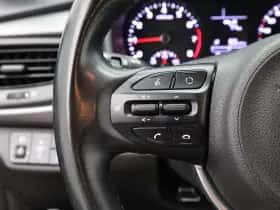 Kia Rio thumbnail 25