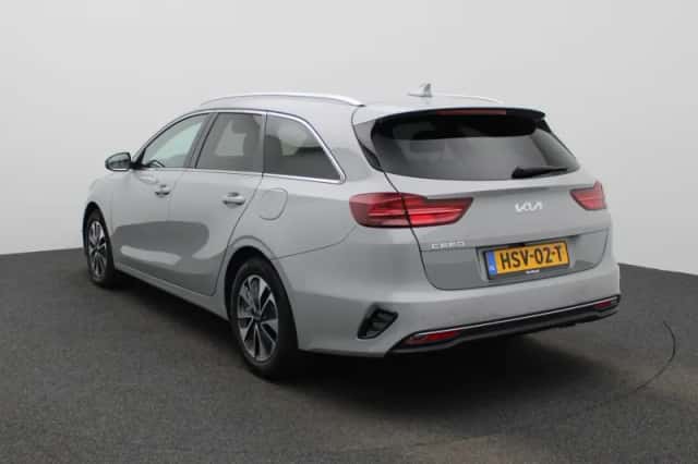 Kia Ceed Sportswagon (2025) thumbnail 2