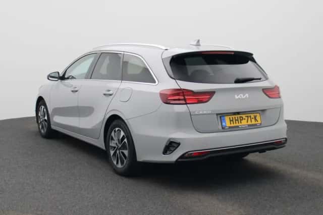 Kia Ceed Sportswagon (2025) thumbnail 2