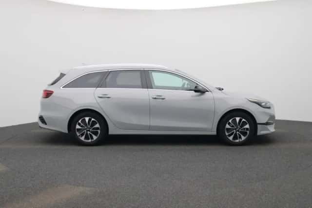 Kia Ceed Sportswagon (2025) thumbnail 6