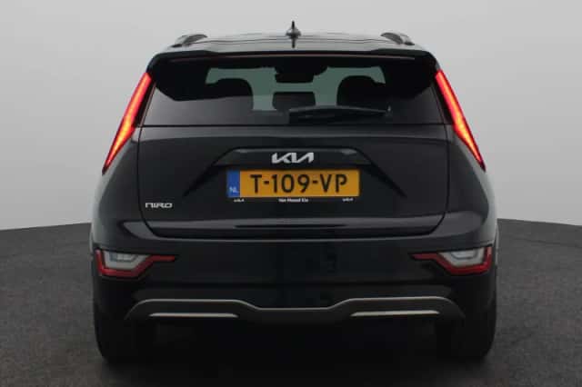 Kia Niro EV (2023) thumbnail 5