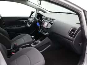 Kia Rio thumbnail 26