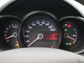 Kia Picanto thumbnail 10