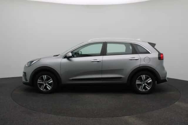Kia Niro (2022) thumbnail 4