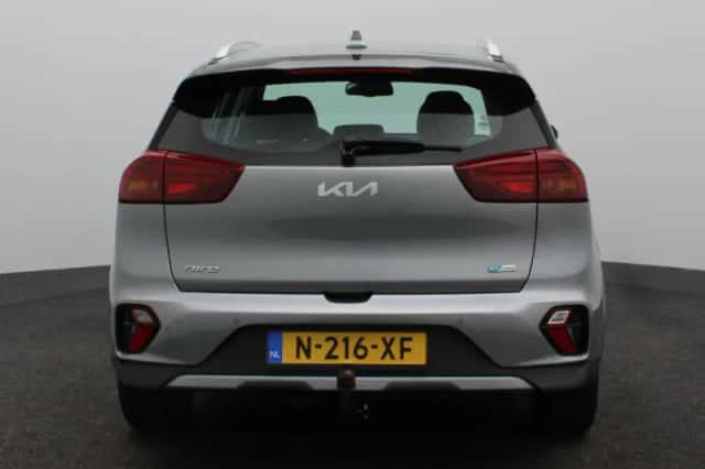 Kia Niro (2022) thumbnail 5