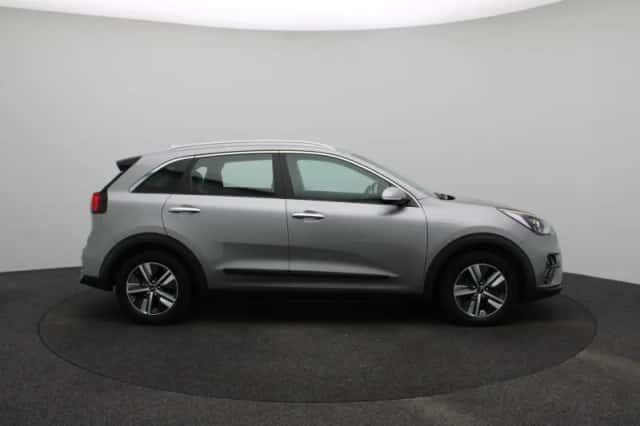 Kia Niro (2022) thumbnail 6