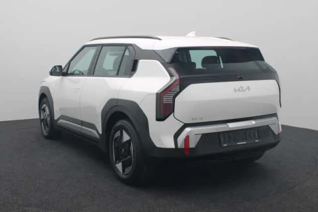Kia EV3 (2026) thumbnail 2