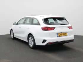 Kia Ceed Sportswagon thumbnail 2