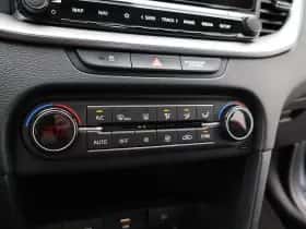 Kia Ceed Sportswagon (2021) thumbnail 20