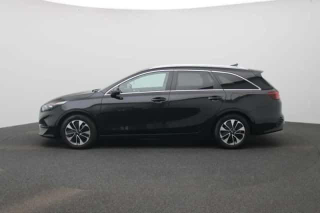 Kia Ceed Sportswagon (2025) thumbnail 4