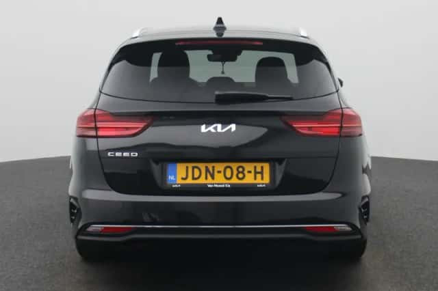 Kia Ceed Sportswagon (2025) thumbnail 5