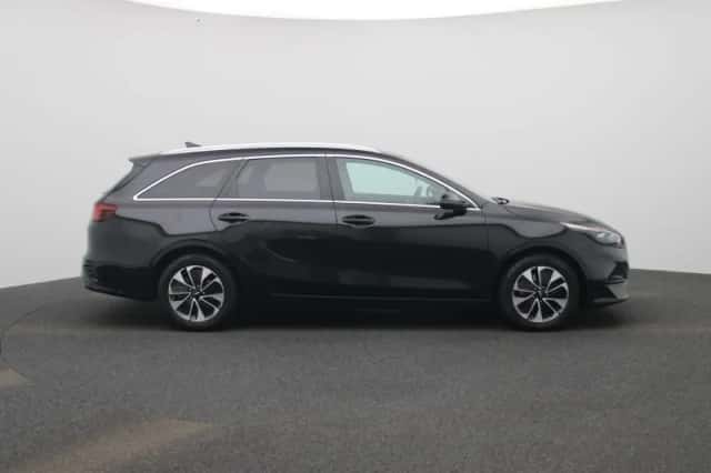 Kia Ceed Sportswagon (2025) thumbnail 6