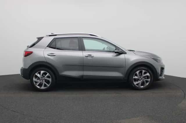 Kia Stonic (2025) thumbnail 6