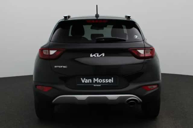 Kia Stonic (2024) thumbnail 5